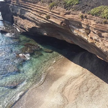 Hotel La Voile D' Or