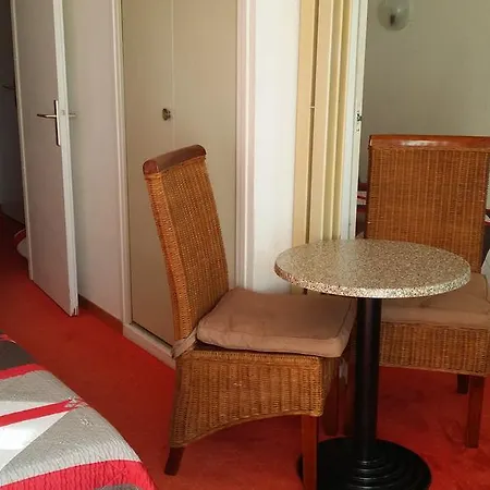 Hotel La Voile D' Or 3*