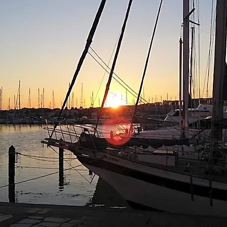 Hotel La Voile D' Or Seul Sur Le Port Agde