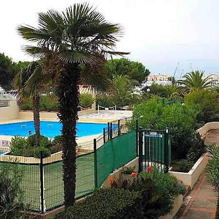 Hotel La Voile D' Or Seul Sur Le Port 3*